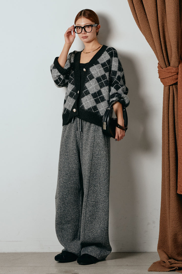 [SET]オーバーサイズ総柄Vネックニットカーディガン+杢ニットフレアパンツ(2set)
