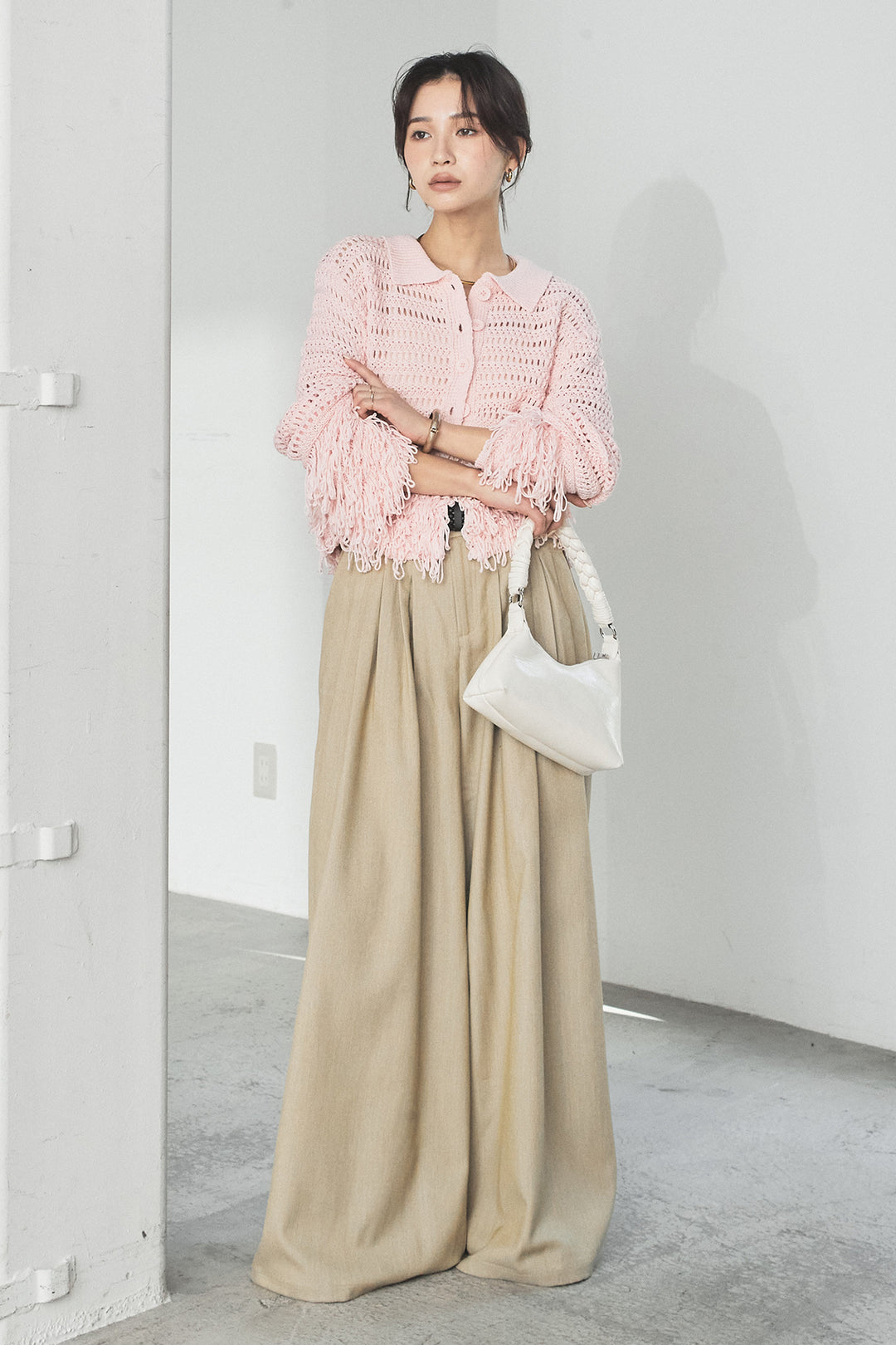 [SET]メッシュフリンジカーディガン+編みベルト付きウエストタックワイドパンツ(2set)