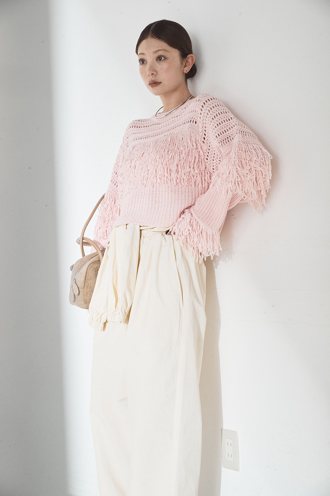 [SET]メッシュフリンジ切り替えプルオーバー+合繊ツイルスタンドウエスト巻きジョガーパンツ(2set)