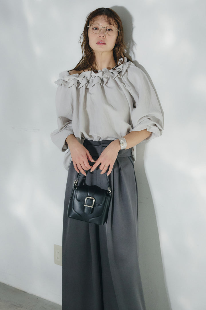 [SET]ネックフリルデザインブラウス+ベルト付きツータックワイドパンツ(2set)