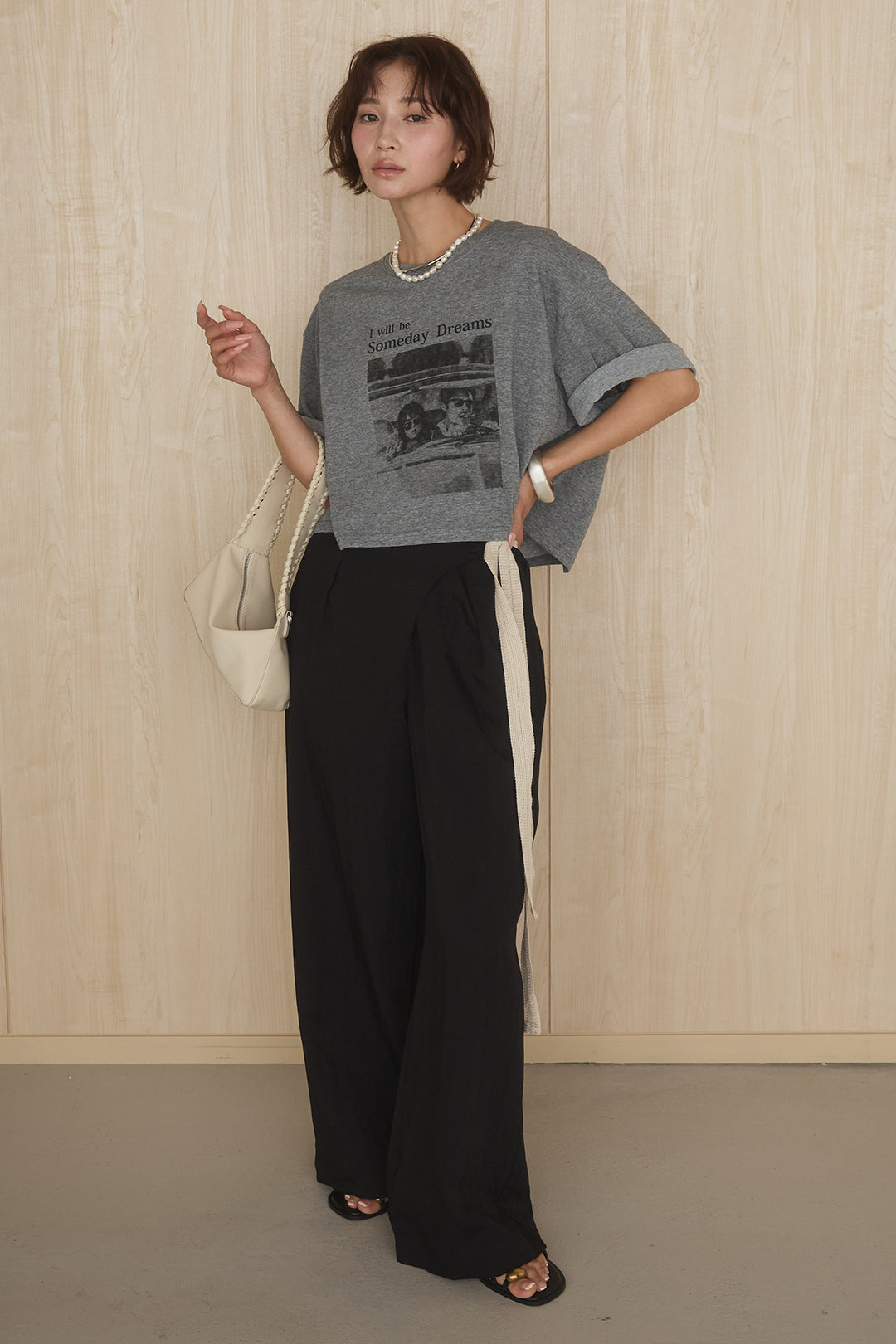 [SET]グラフィックサムデイワイドクロップドT+異素材ベルト付きラップ風ニュアンスワイドパンツ(2set)