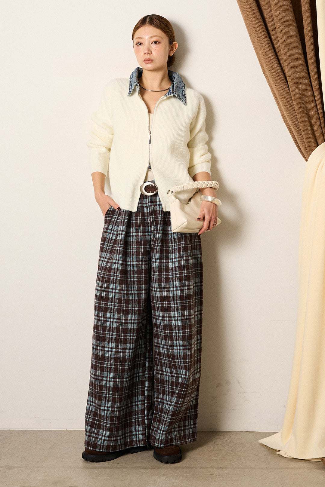 [SET]デニム襟ダブルジップニットトップス+スタッズデザインベルトタータンチェックパンツ(2set)