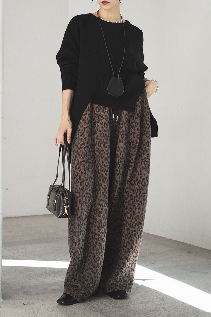[SET]アシンメトリーデザインニットトップス+リラックスレオパード柄ワイドパンツ(2set)