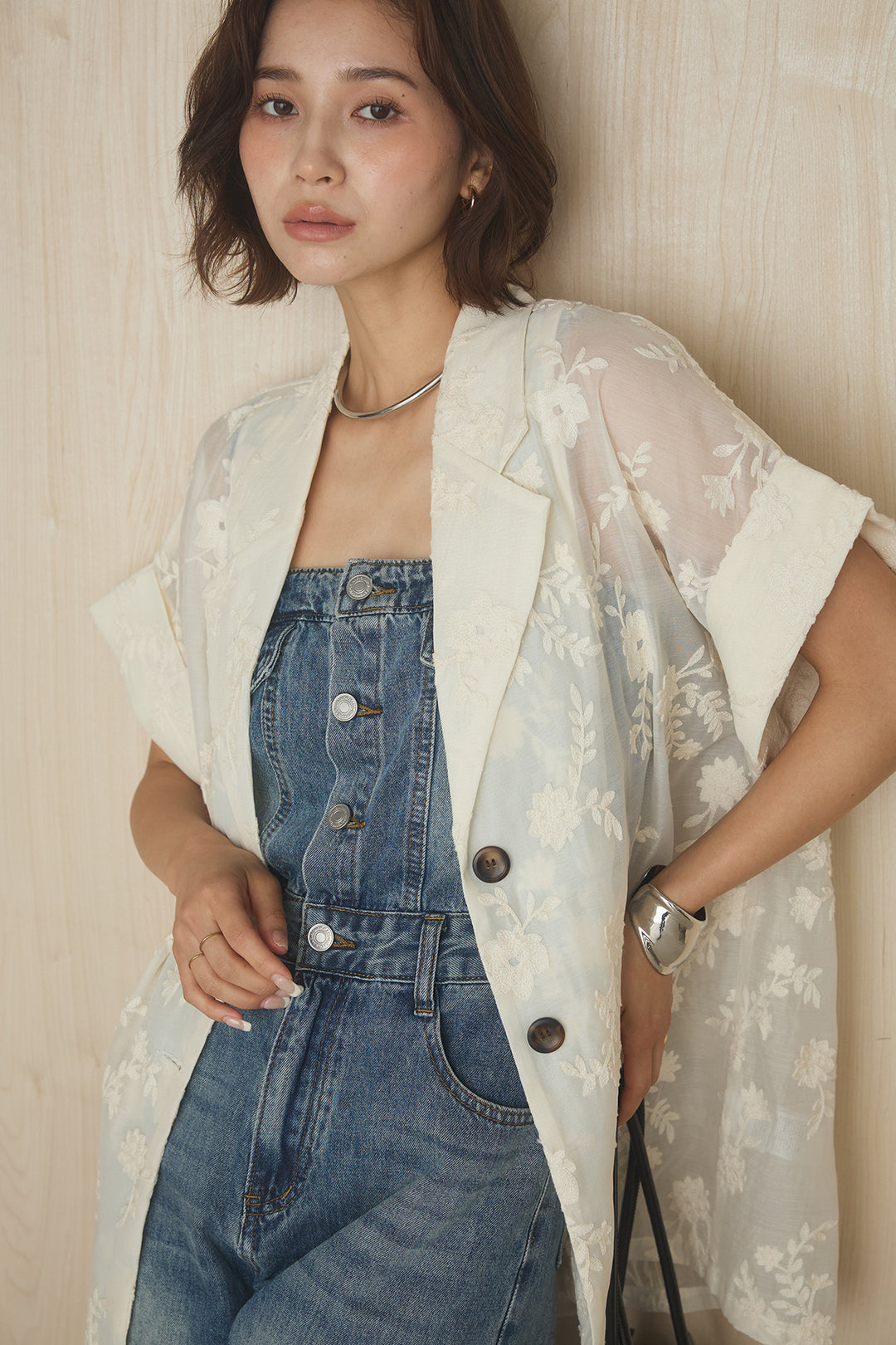 [SET]半袖シアー花柄刺繍テーラードジャケット+センターボタンデニムサロペット(2set)
