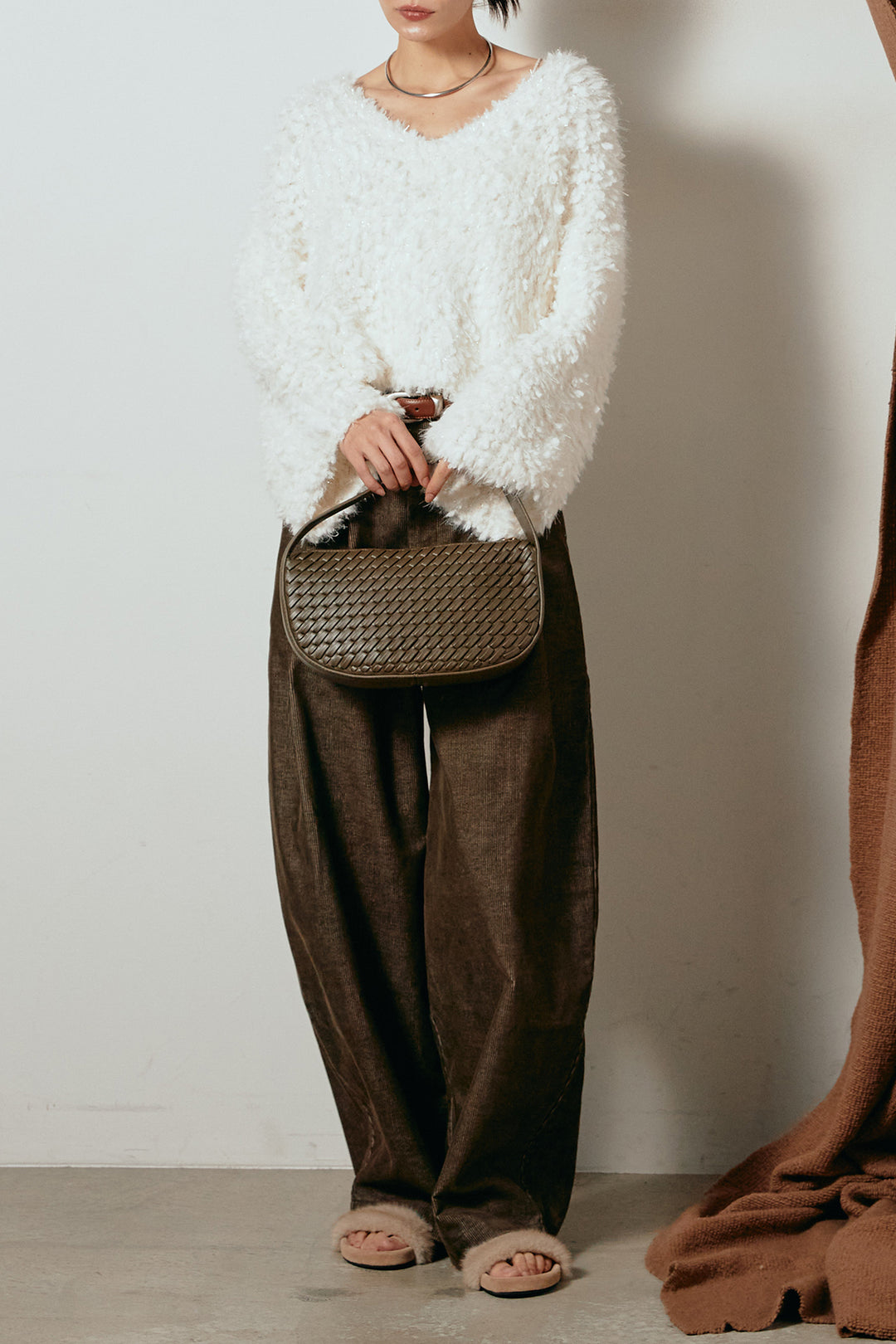 [SET]深Vネックチョウチョヤーンニットトップス+フロントタック入りコーデュロイパンツ(2set)