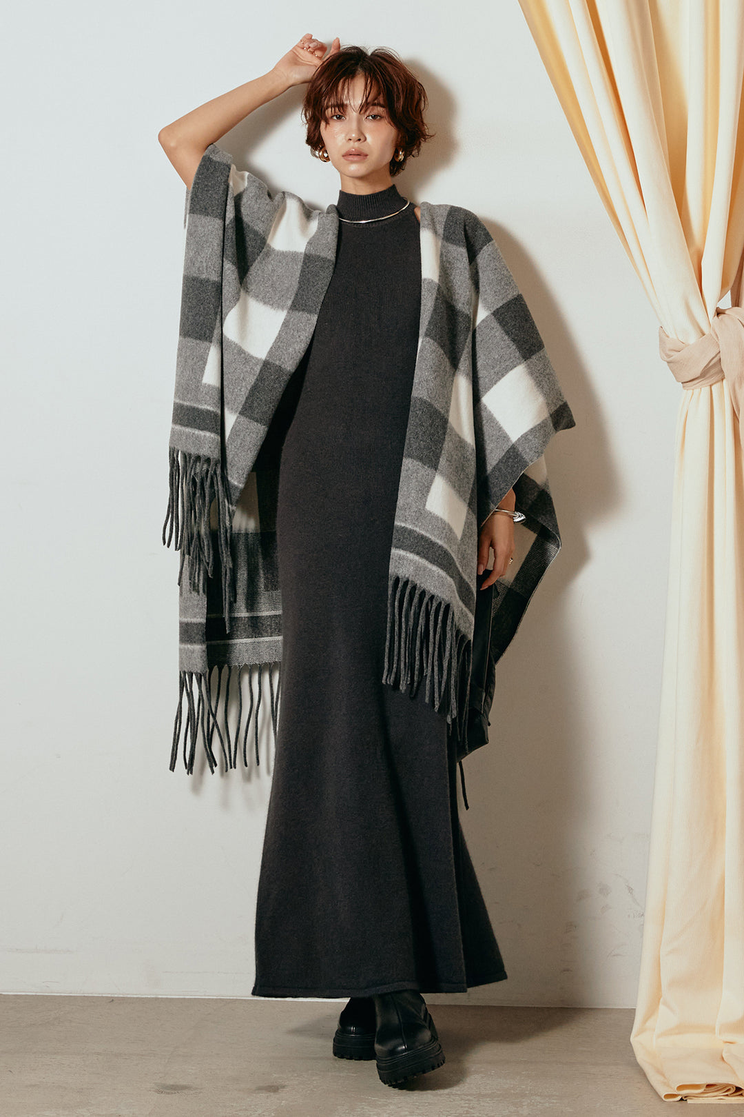 [SET]裾フリンジ柄ポンチョアウター+ノースリーブニットロングワンピース(2set)