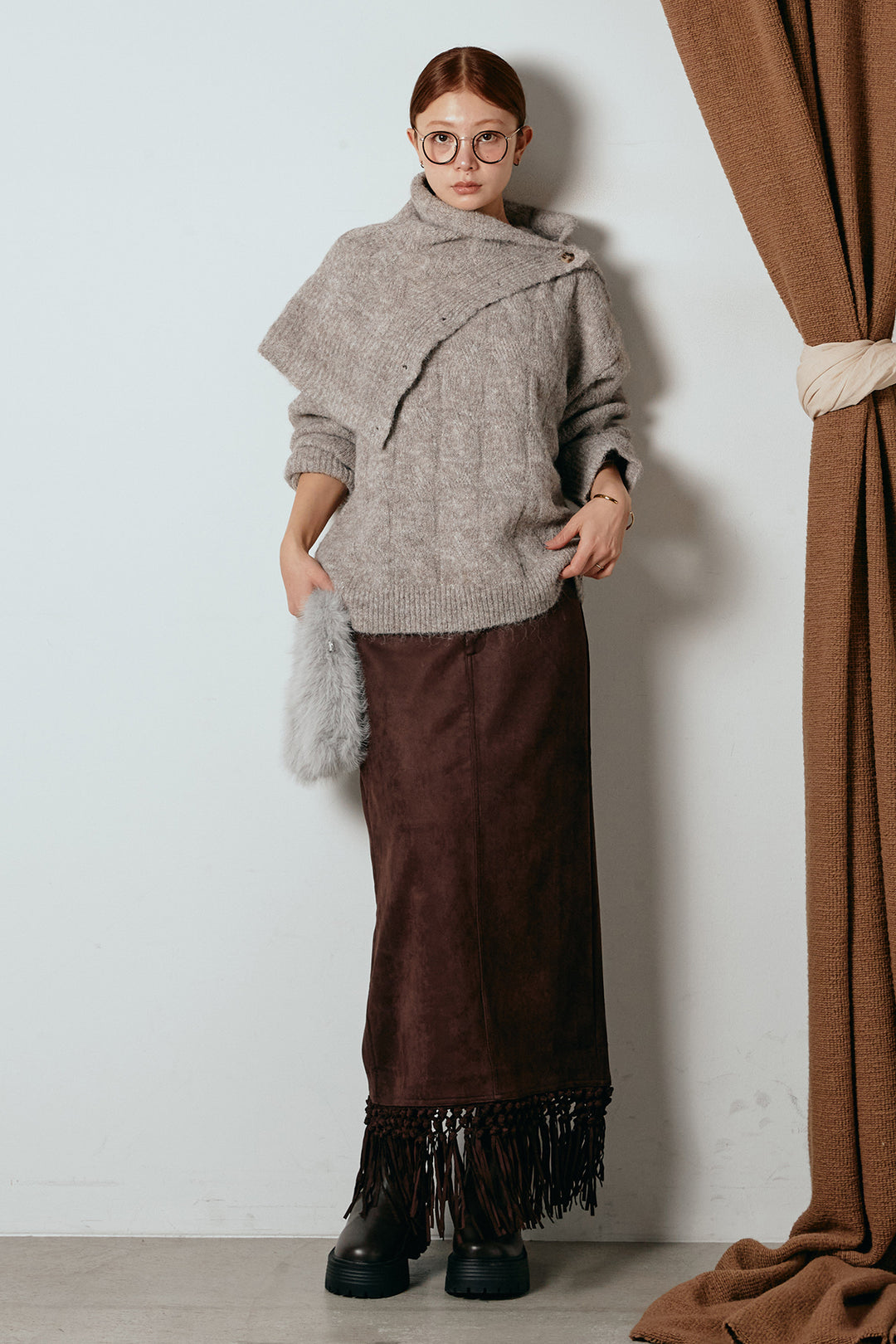 [SET]ケープデザインケーブルニットトップス+スウェードライク裾フリンジスカート(2set)