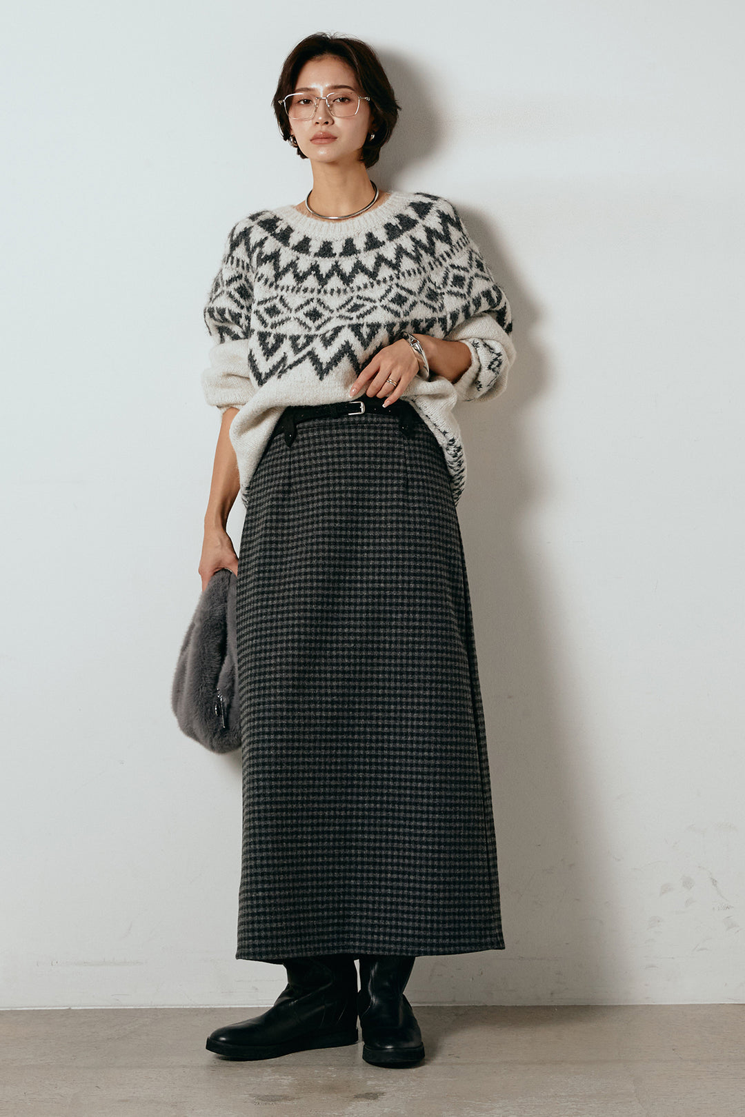 [SET]ノルディック柄Uネックプルオーバー+スエード調ベルト付きチェックナロースカート(2set)