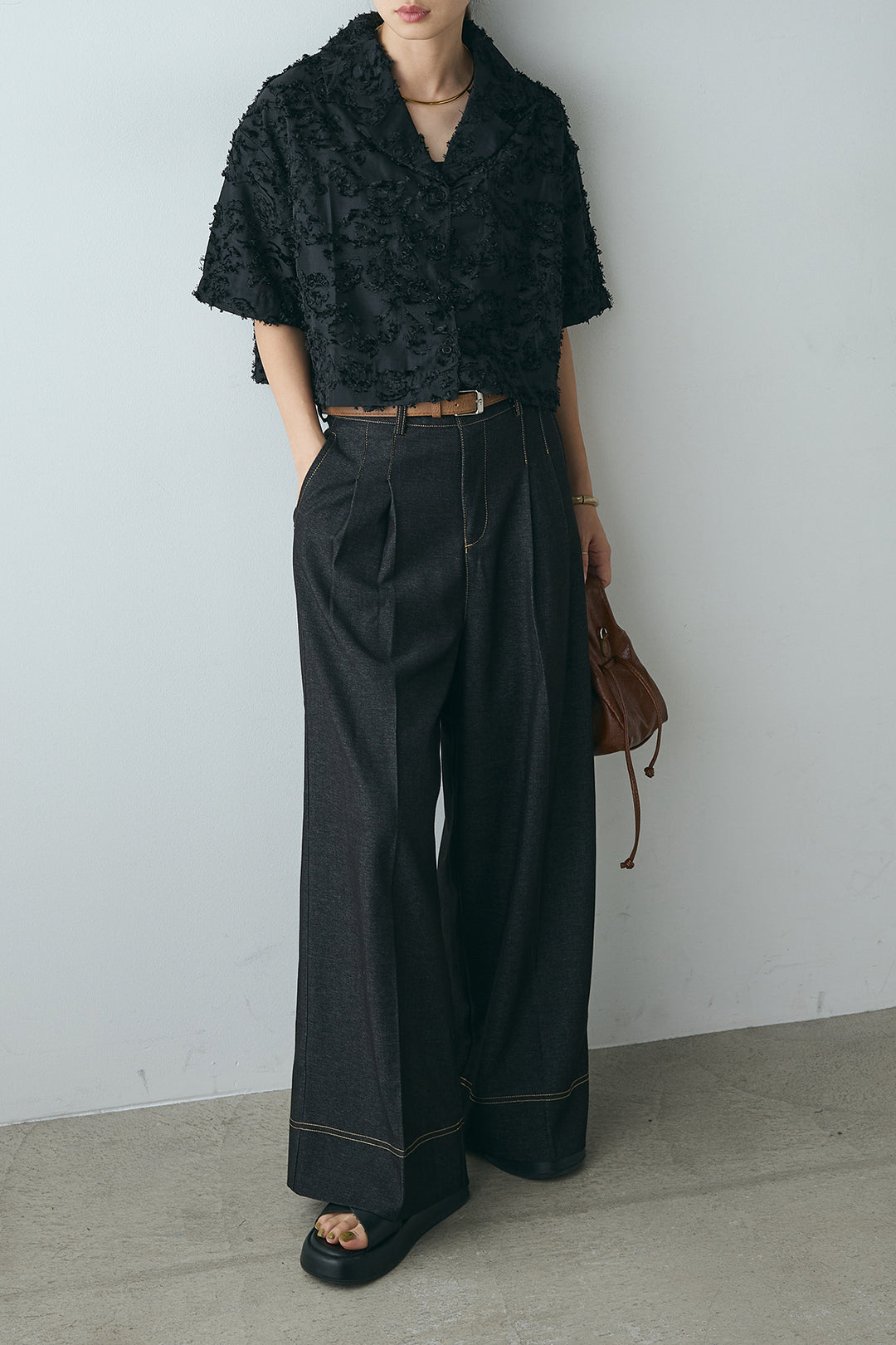 [SET]半袖オープンカラージャガード柄シャツ+ステッチデザインベルトワイドパンツ(2set)