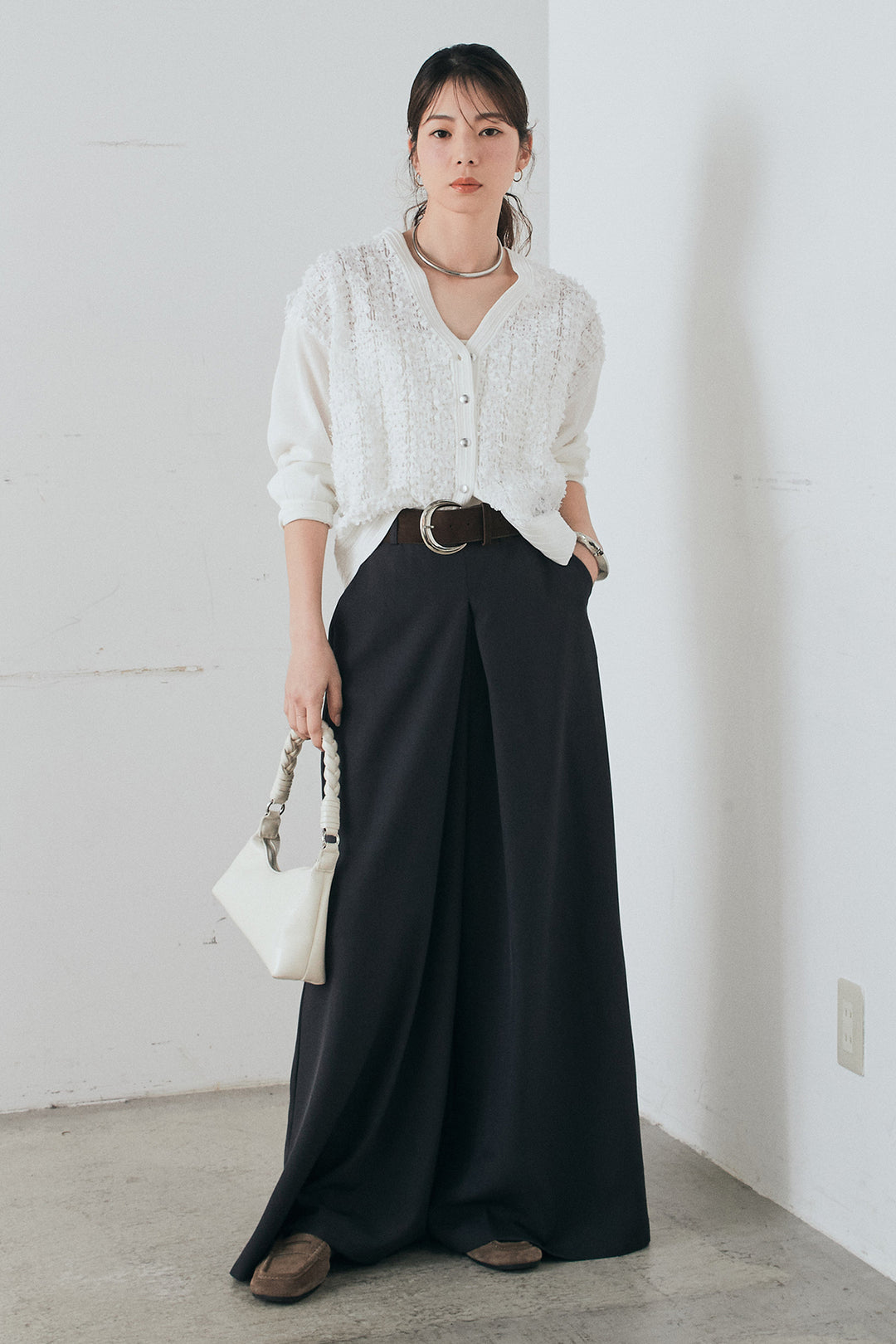 [SET]モコレースVネックカーディガン+太ベルト付きフロントタックパンツ(2set)