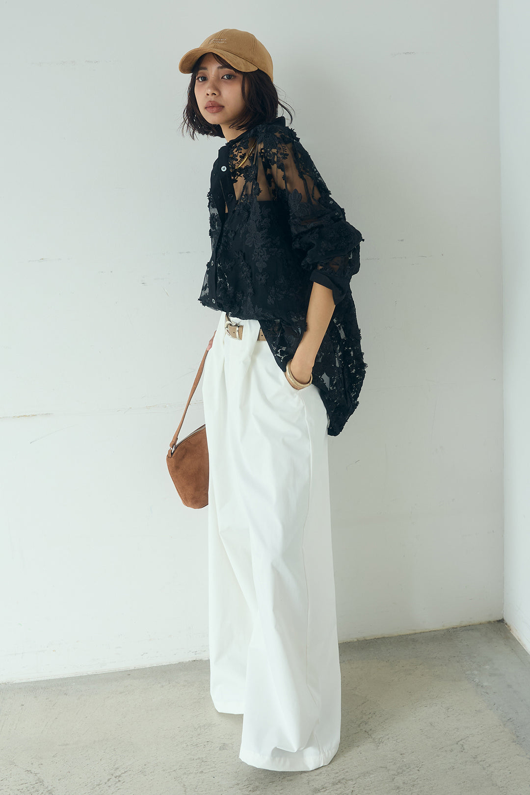 [SET]立体フラワー刺繍レースシャツ+ベルトループデザインハイウエストタックパンツ(2set)