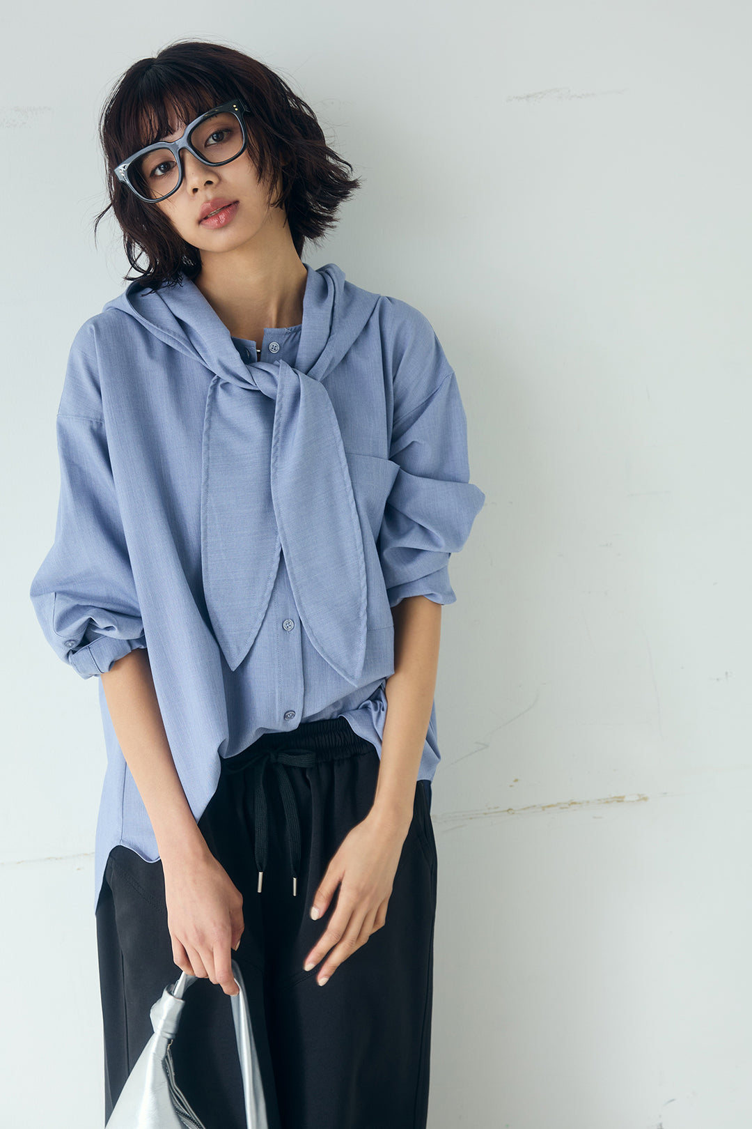 [SET]無地タイ付フーディーBIGシャツ+ランダムタックデザインワイドパンツ(2set)