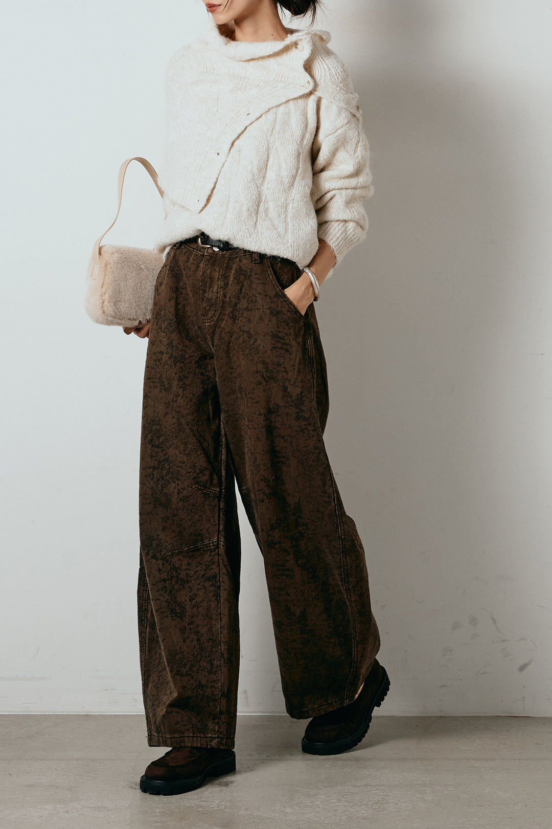 [SET]ケープデザインケーブルニットトップス+ベルト付きニュアンス柄カーブワイドパンツ(2set)