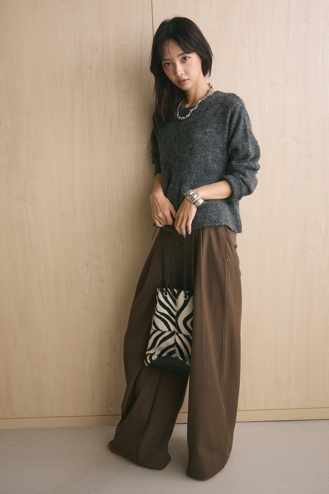 [SET]モヘアぺプラムクルーネックプルオーバー+ファイブボタンツータックワイドパンツ(2set)