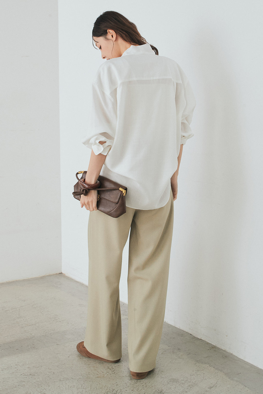 [SET]ニュアンスボータイブラウス+斜めボタンタック入りスラックス(2set)