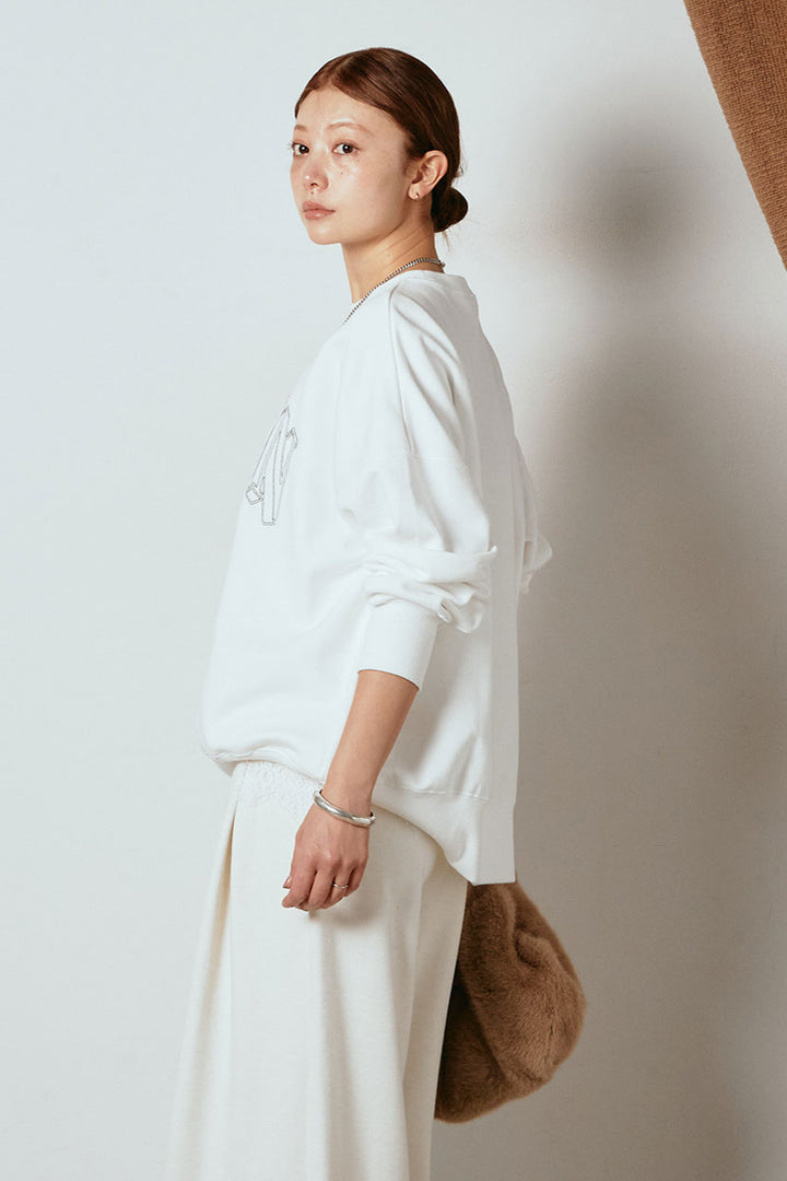 [SET]フロントロゴスウェットプルオーバー+カップ付きレースドッキングキャミソール(2set)