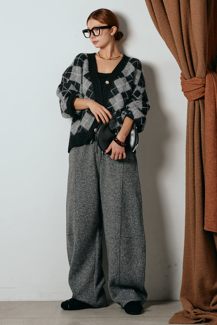 [SET]オーバーサイズ総柄Vネックニットカーディガン+杢ニットフレアパンツ(2set)