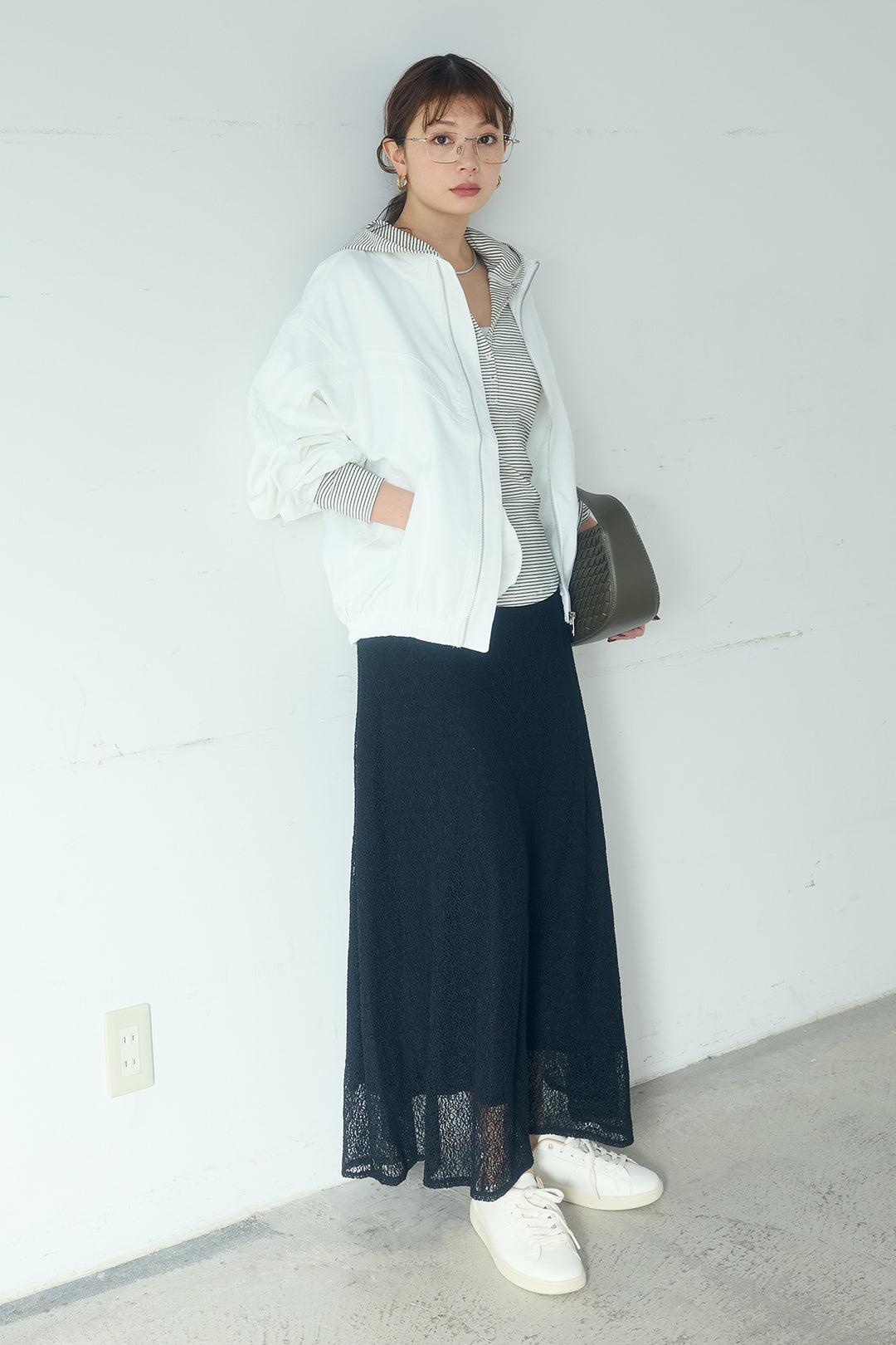 [SET]マルチ切り替えドルマンブルゾン+メッシュ刺繍ロングスカート+ボーダーフーディーロンT(3set)