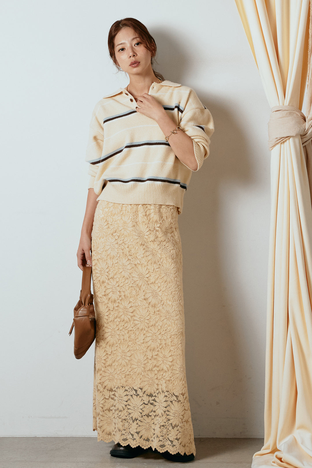 [SET]襟付きマルチボーダーニットポロトップス+花柄刺繍ベロアフレアスカート(2set)