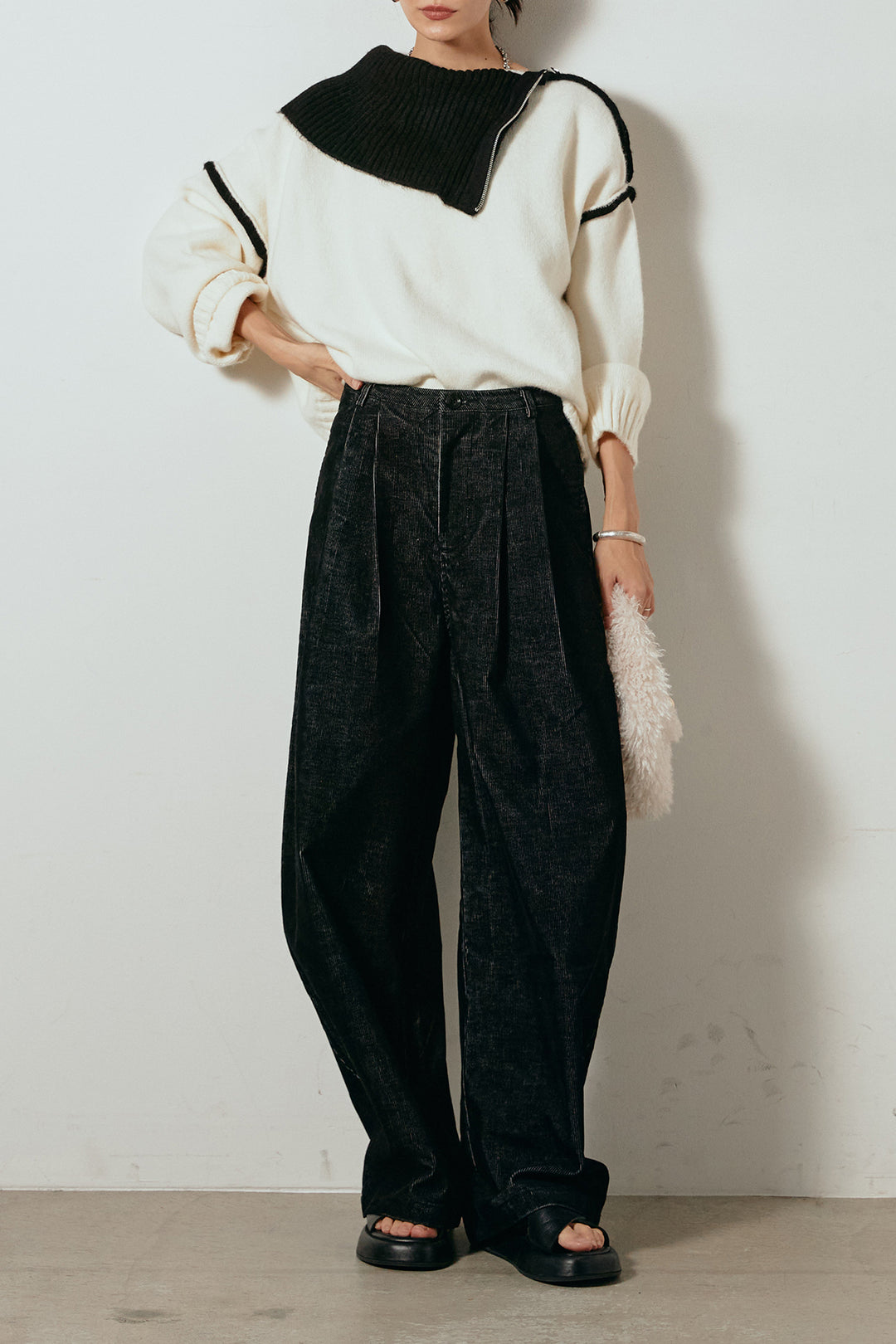 [SET]ハイネックジップデザインニットトップス+フロントタック入りコーデュロイパンツ(2set)