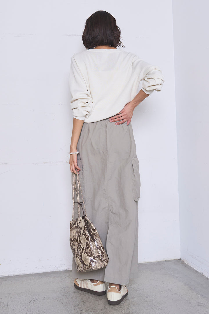 [SET]リサイクルポリニュアンス釦カーデ+撥水加工ナイロンスカート(2set)