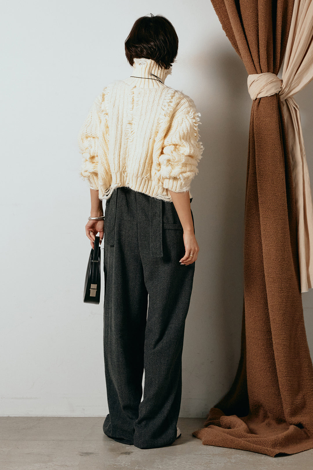 [SET]フリンジタートルショートニット+クラシックヘリンボーンサロペット(2set)