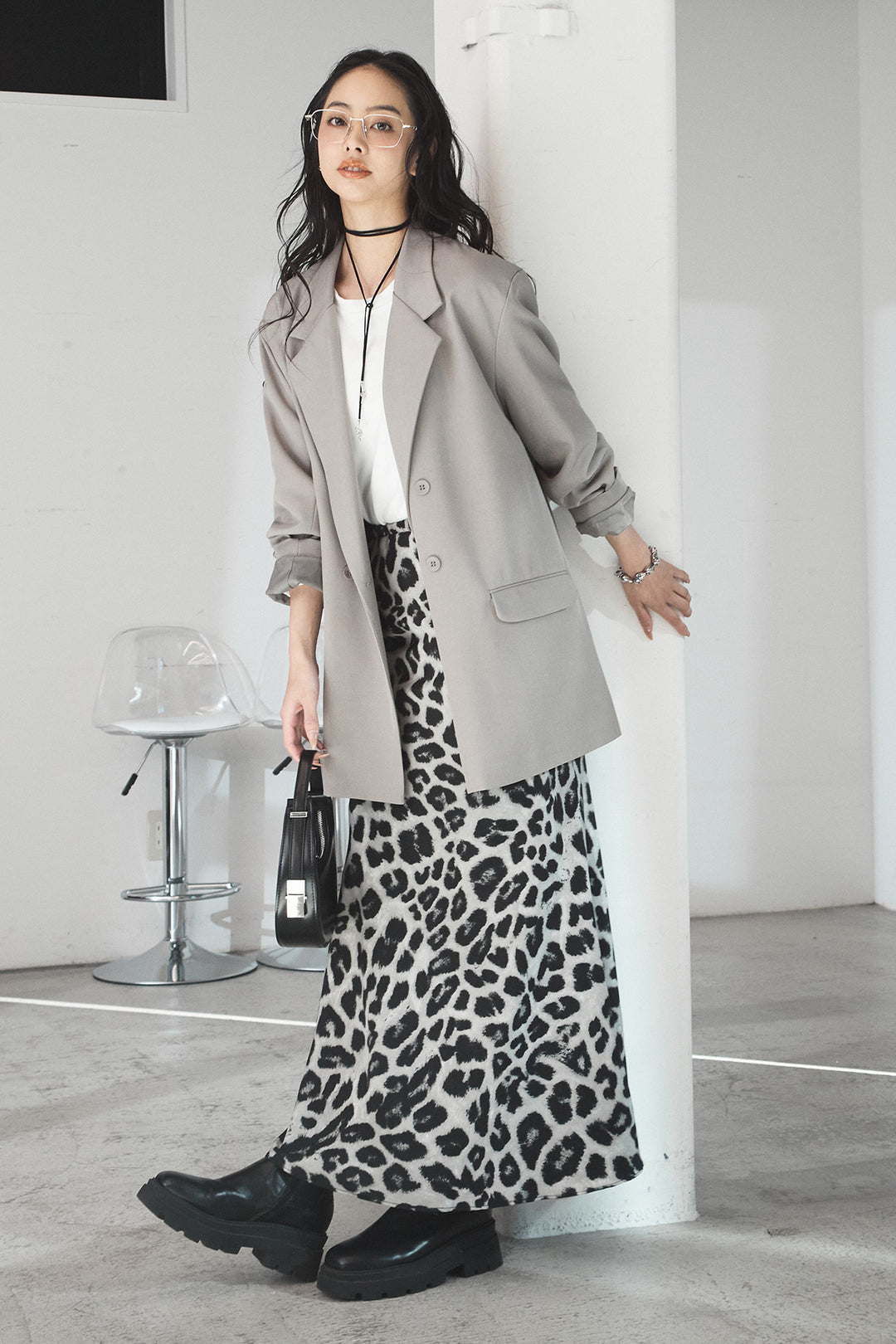 [SET]ルーズシルエットダブルテーラードジャケット+ストレッチロングTシャツ+レオパードサテンナロースカート(3set)