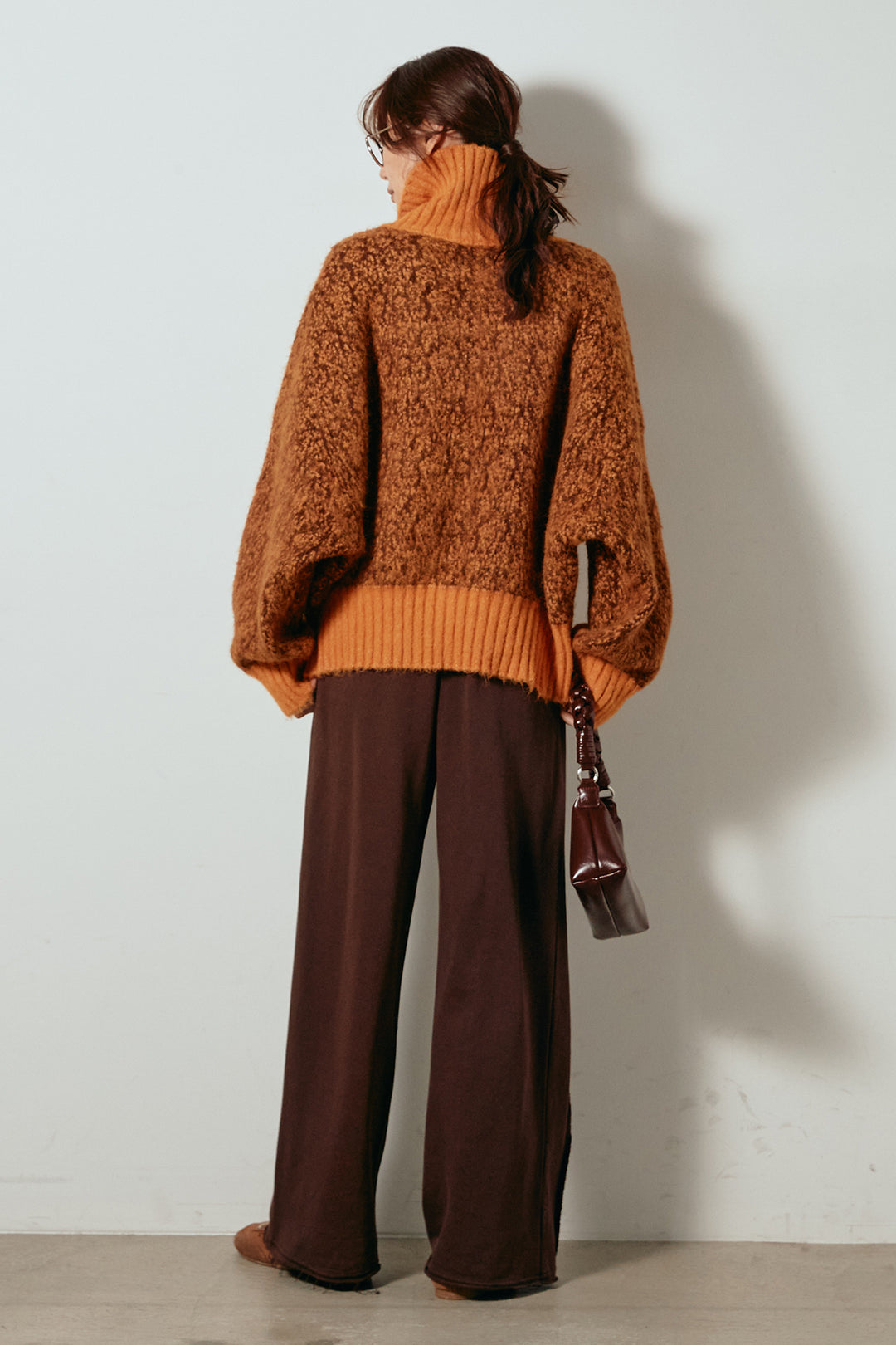 [SET]ハイネックミックスニットトップス+フロントラインデザインワイドスウェットパンツ(2set)