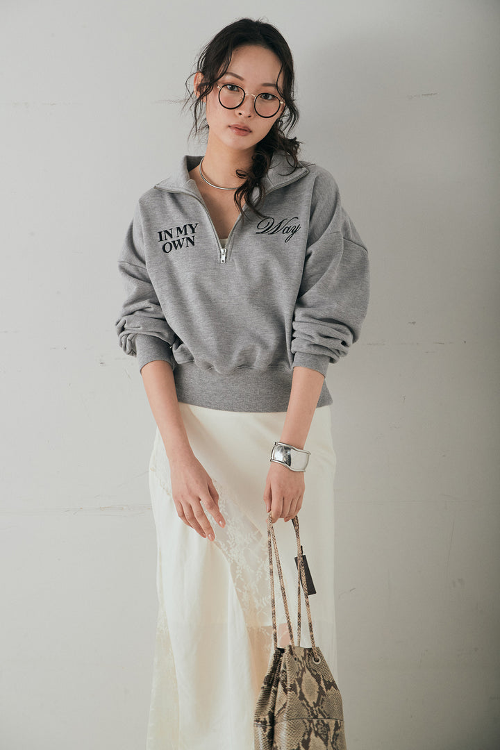 [SET]裏毛ロゴ刺繍ハーフZIPスウェット+刺繍レースデザインサテンスカート(2set)