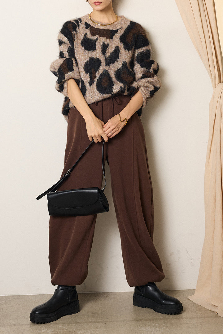 [SET]ルーズアニマルモヘアニットトップス+スウェットワイドカーブパンツ(2set)