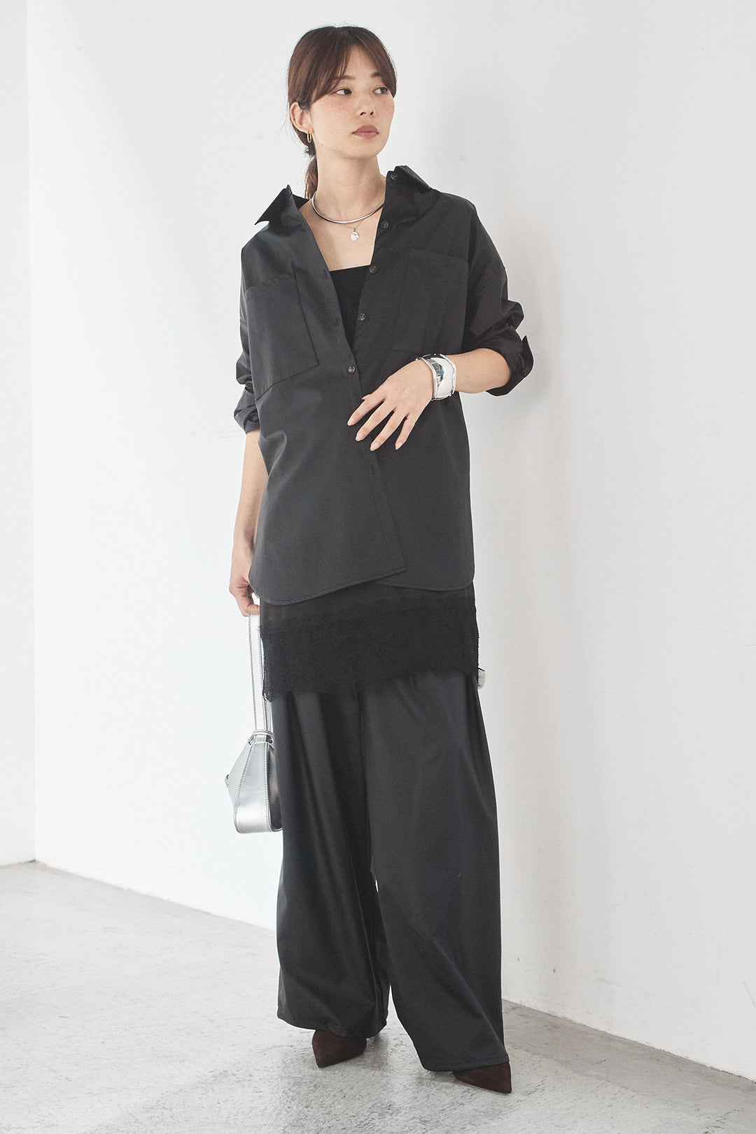 [SET]ウォッシャブルエコレザービックカフスシャツ+ウォッシャブルエコレザータックパンツ(2set)