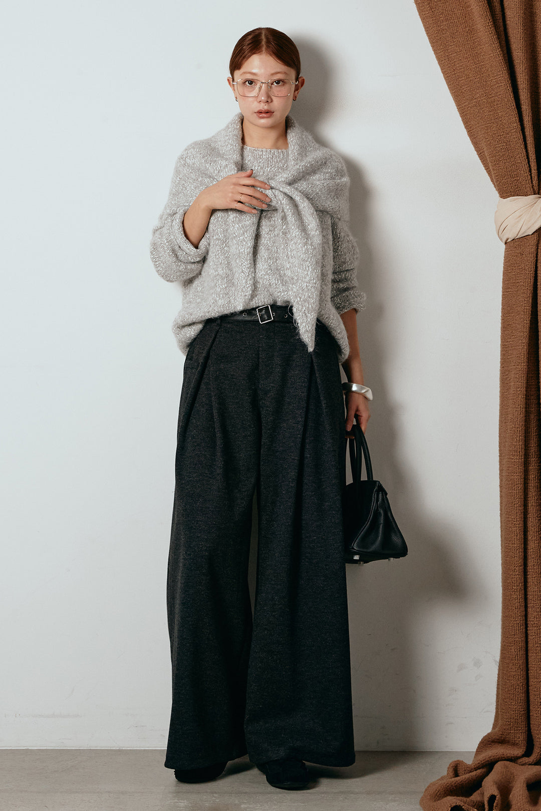[SET]スカーフ付きミックスニットトップス+細ベルト付き起毛タックワイドパンツ(2set)