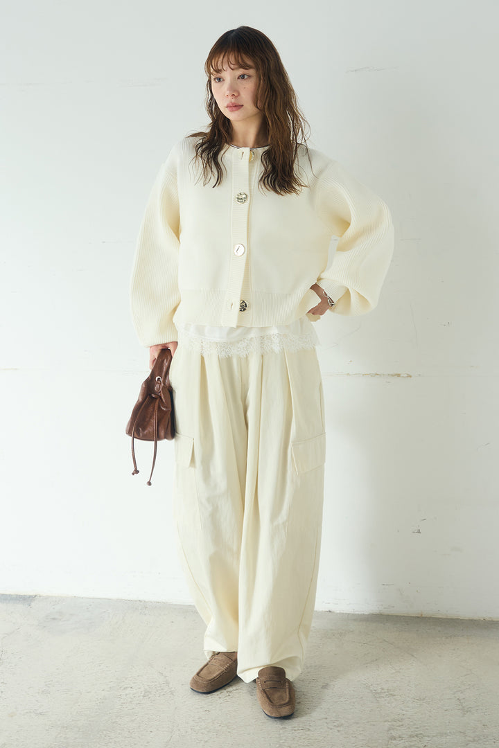 [SET]スポンディッシュBIGボタンクルーネックカーディガン+撥水ジョガーパンツ+ブロード切り替えぺプラムタンク(3set)