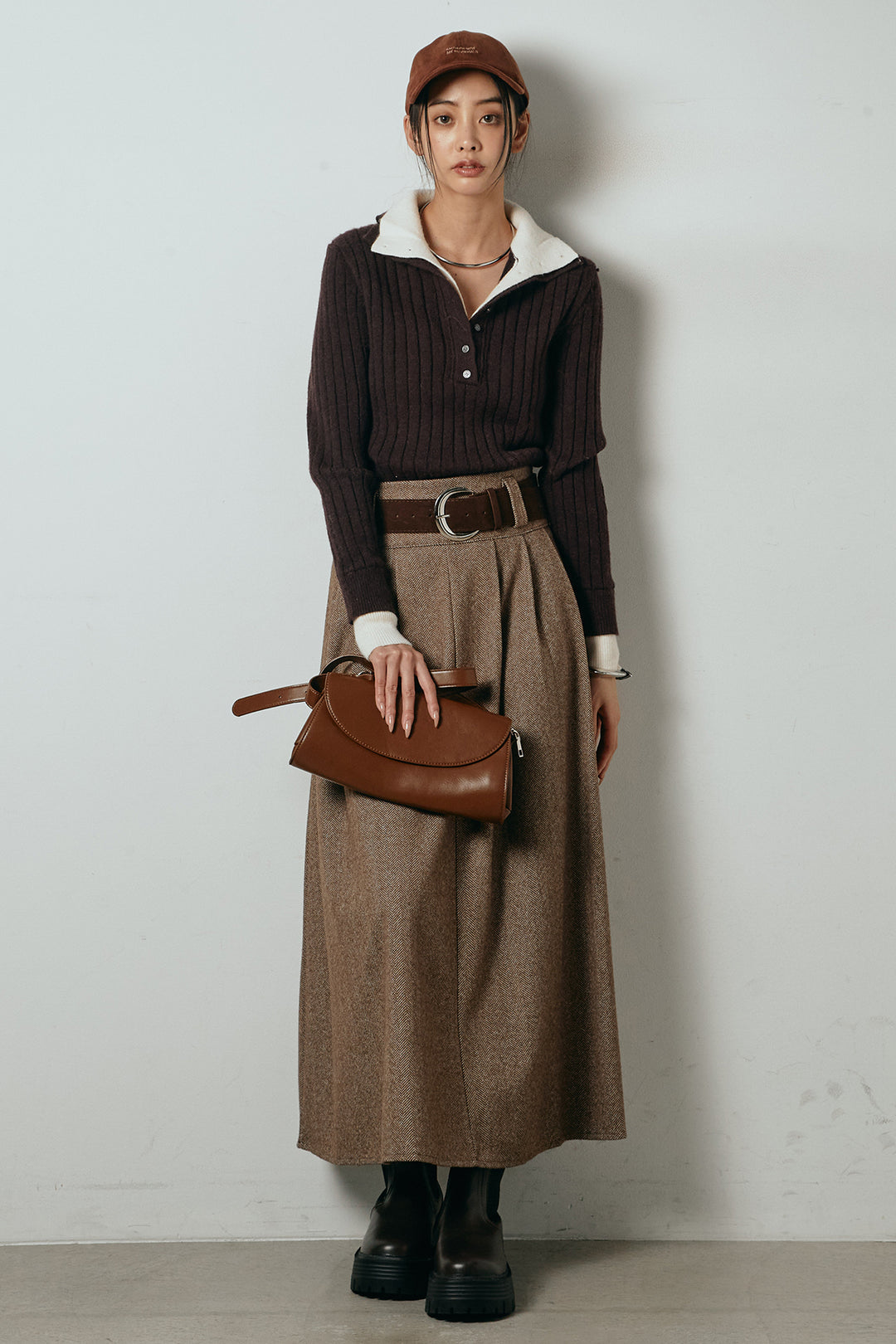 [SET]レイヤード風リブニットトップス+太ベルト付きヘリンボーンプリーツスカート(2set)