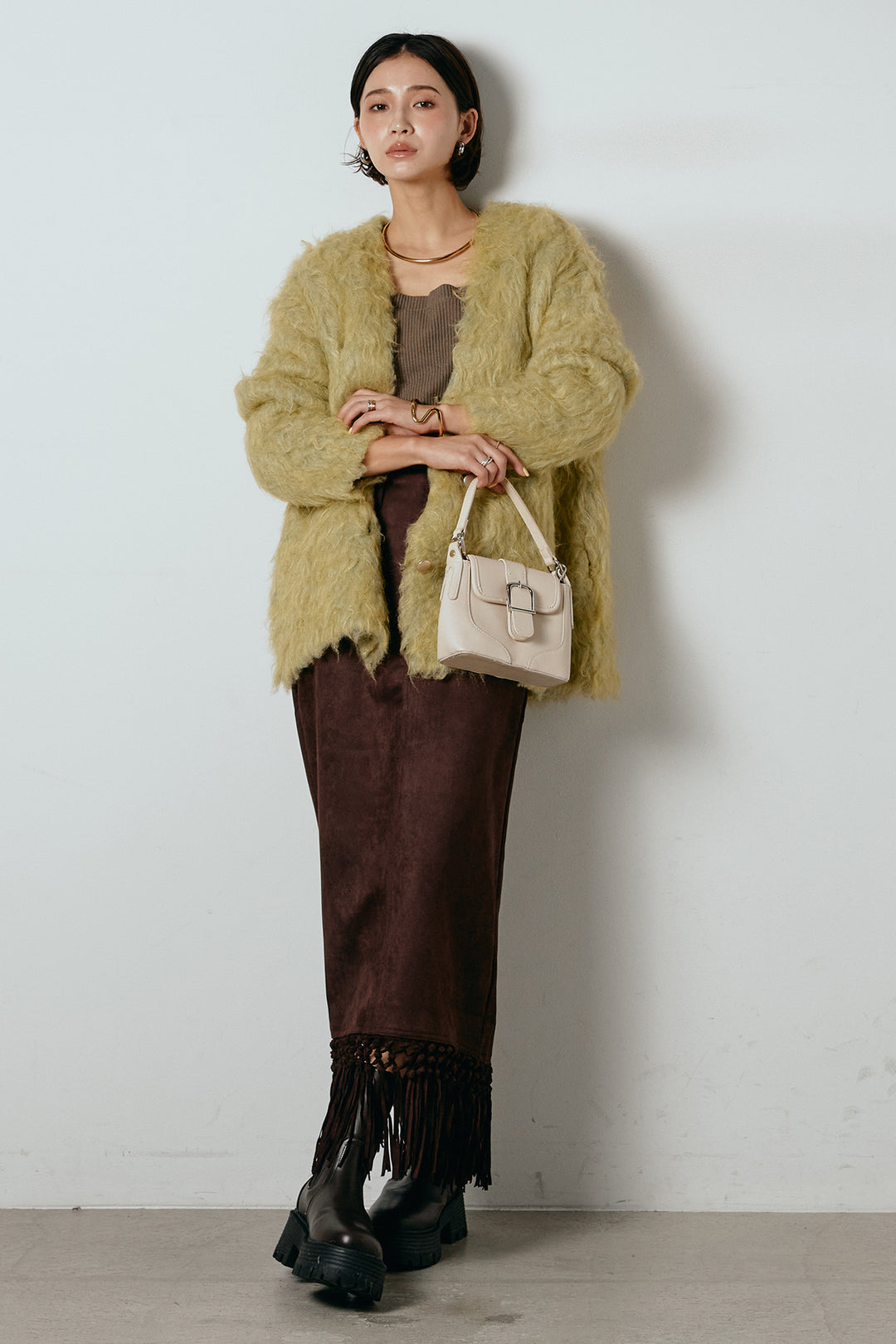 [SET]ウェーブシャギーニットジャケット+スウェードライク裾フリンジスカート(2set)