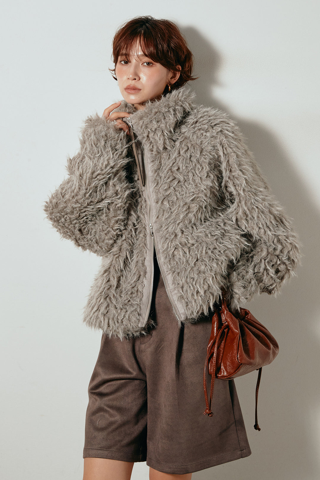 [SET]ミックスシープファースタンドブルゾン+フェイクスウェードハーフパンツ(2set)