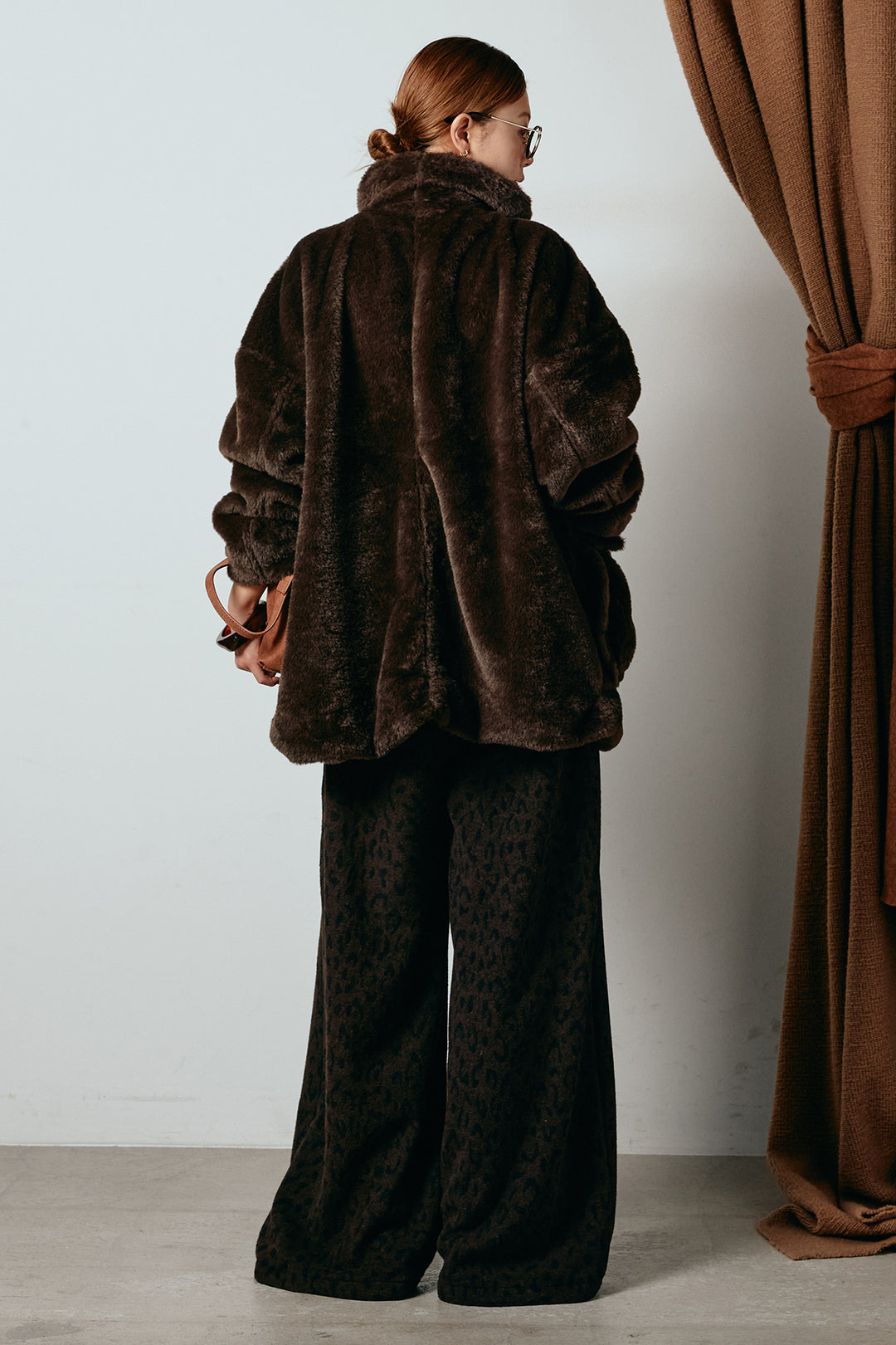 [SET]スタンドネックファーコート+レオパードジャガードニットパンツ(2set)