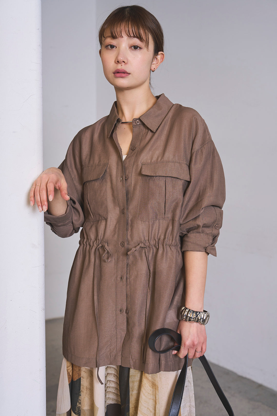 [SET]リネンブレンドシアーサファリシャツ+アートペイント柄スカート(2set)