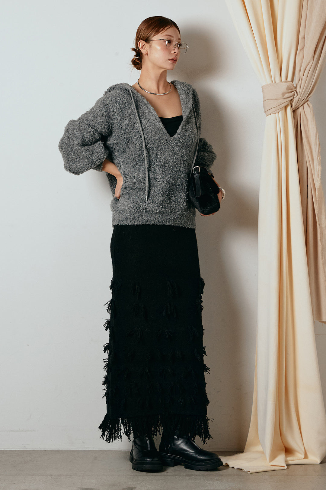 [SET]ブークレキーネックプルオーバー+ポイントフリンジニットナロースカート(2set)