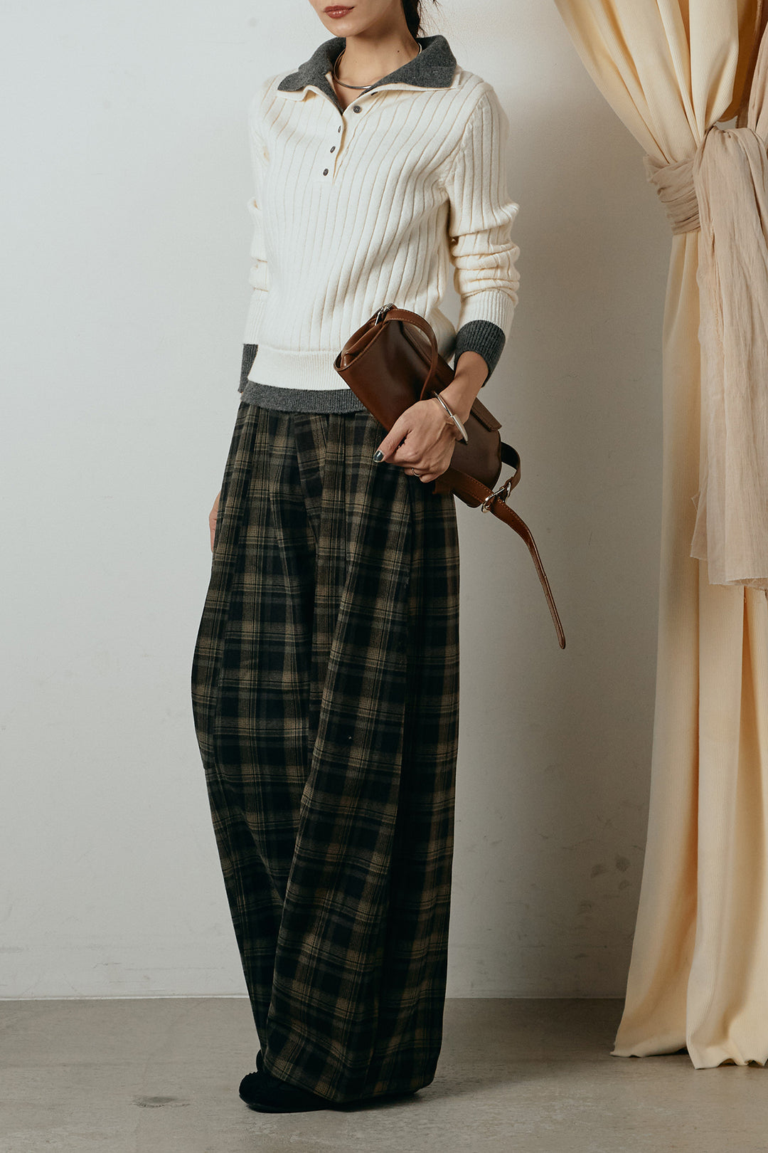 [SET]レイヤード風リブニットトップス+ベルト付きタータンチェックカーブワイドパンツ(2set)