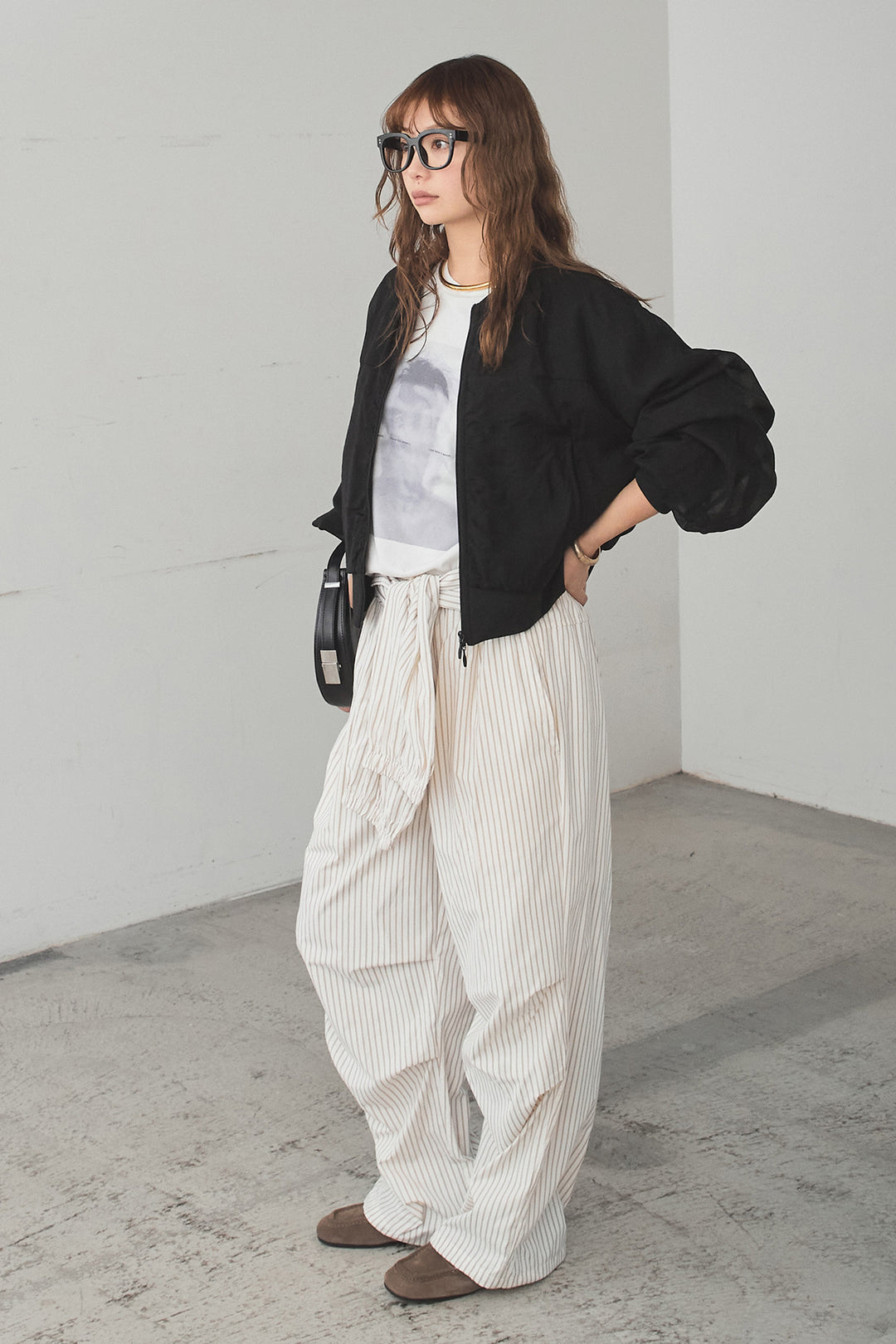 [SET]長袖アソートフォトTシャツ+ストライプウエスト巻きジョガーパンツ(2set)