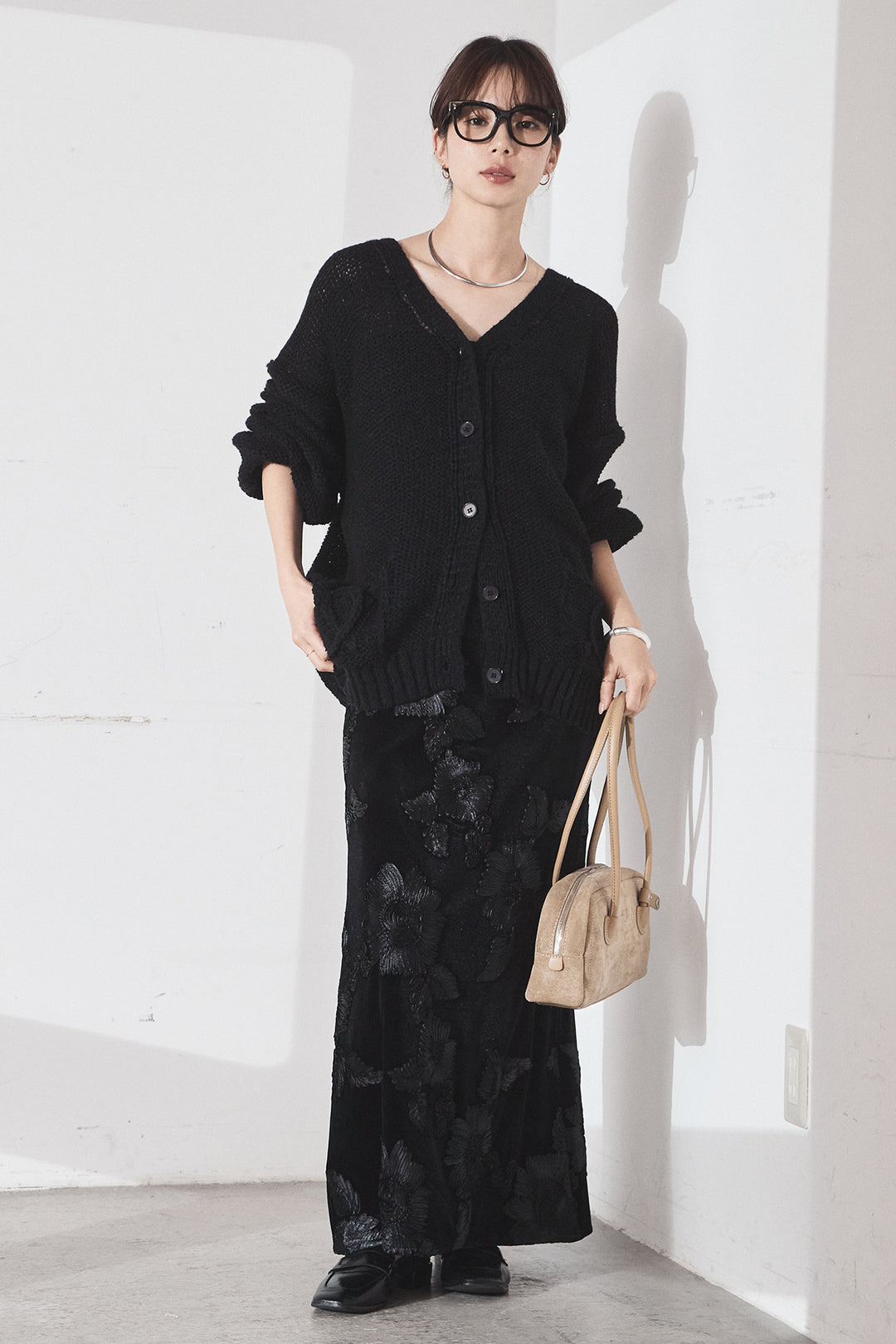 [SET]コード刺繍リラックスニットカーディガン+フラワー刺繍ワイドスカート(2set)