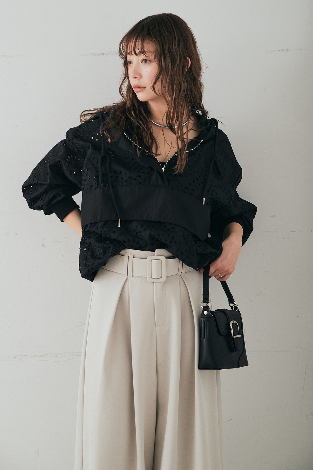 [SET]レースハーフジップアップフーディー+ベルト付きツータックワイドパンツ(2set)