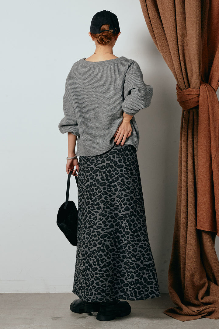 [SET]ロゴジャガードニットトップス+レオパードロングスカート(2set)
