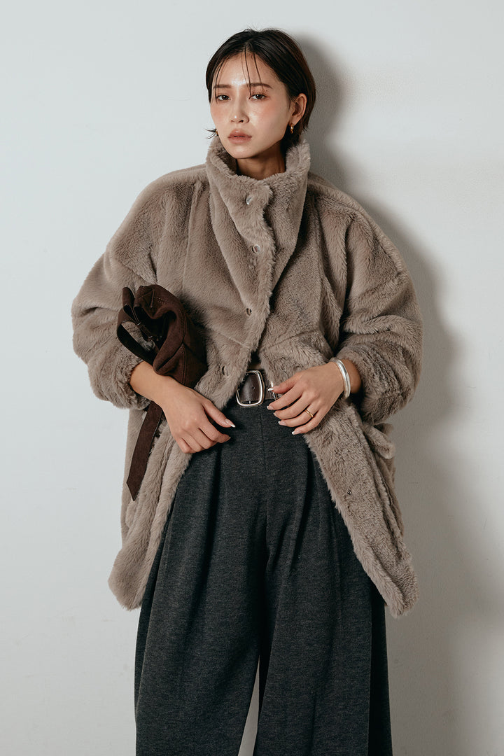 [SET]スタンドネックファーコート+フェイクレザー太ベルト付きタックワイドパンツ(2set)