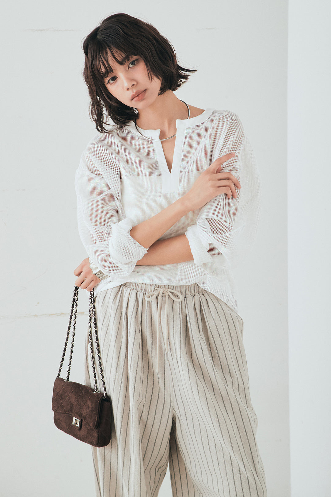 [SET]メッシュカットソースキッパープルオーバー+リネンライクストライプタックイージーパンツ(2set)