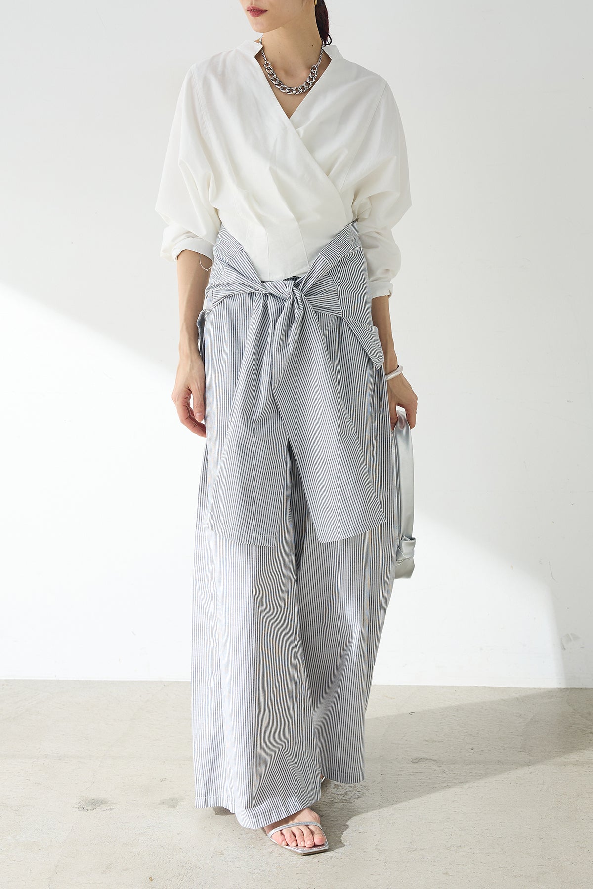 ストライプ ワイドパンツ グレー タックワイドストライプパンツ | ボトムス | 《公式オンライン