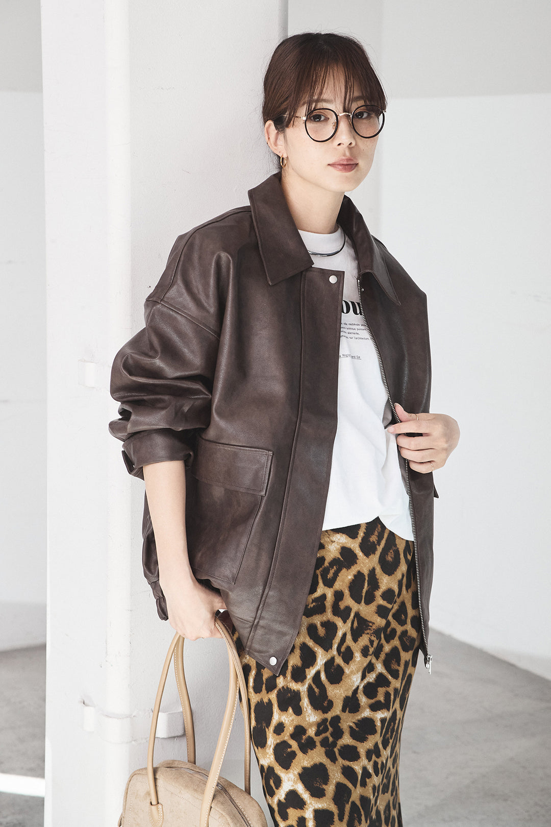 [SET]レザーライクオーバーサイズブルゾン+レオパードサテンナロースカート(2set)