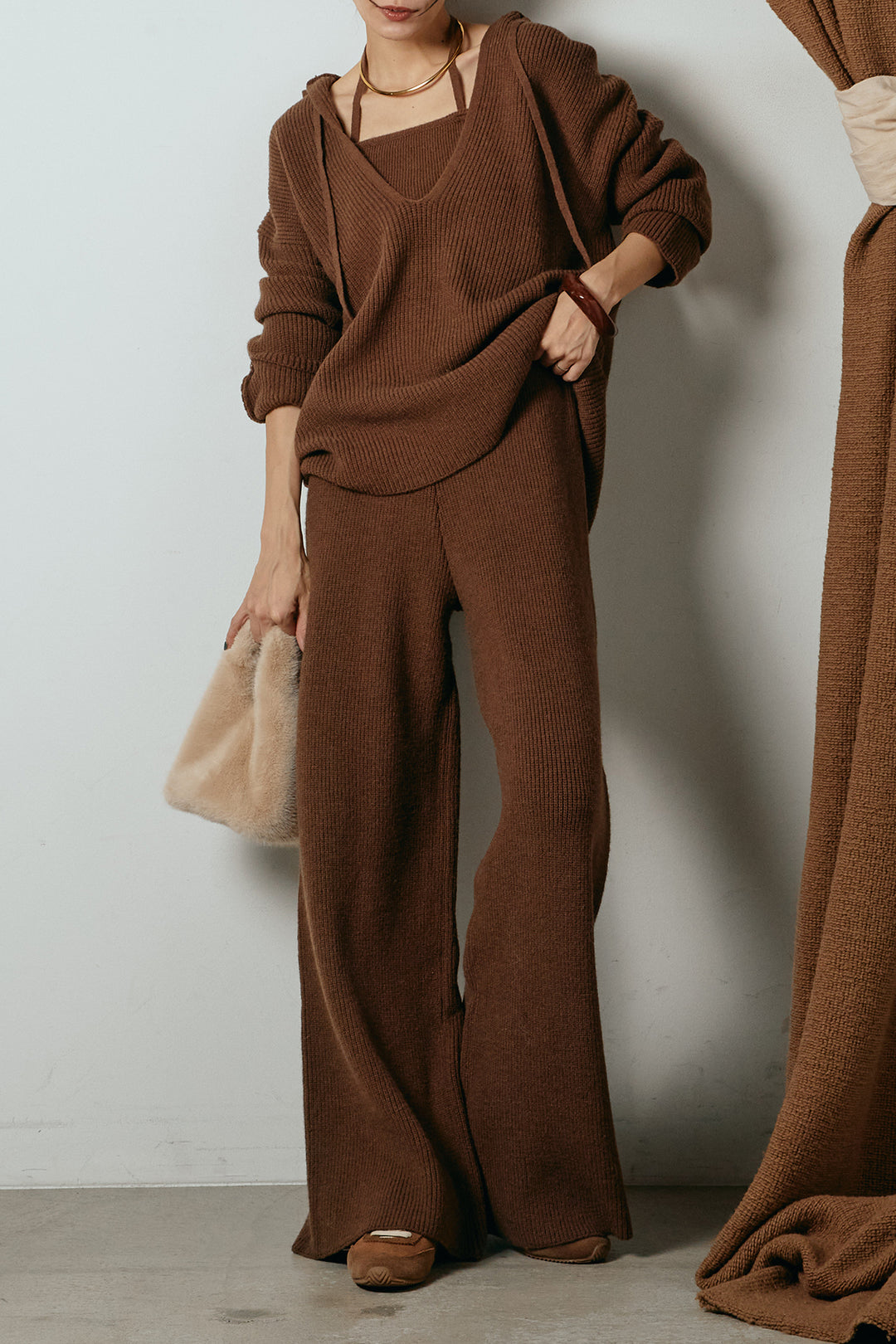 [SET]ホルターネックケーブルニットSETUP