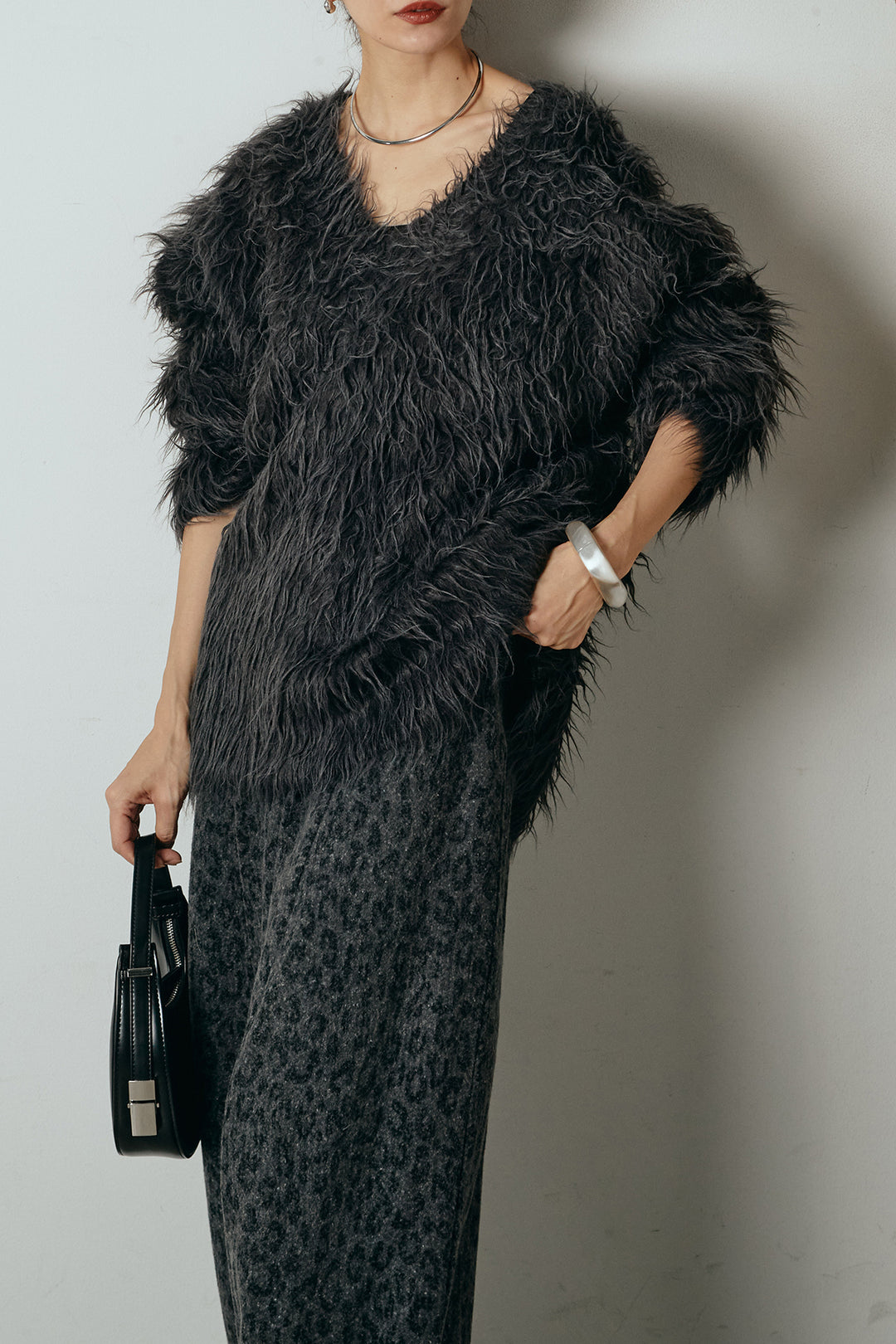 [SET]深Vネックシャギーニットトップス+リラックスレオパード柄ワイドパンツ(2set)